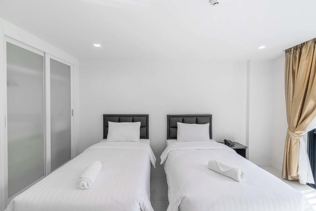 The Point @ Cape Panwa By Favstay Exterior photo